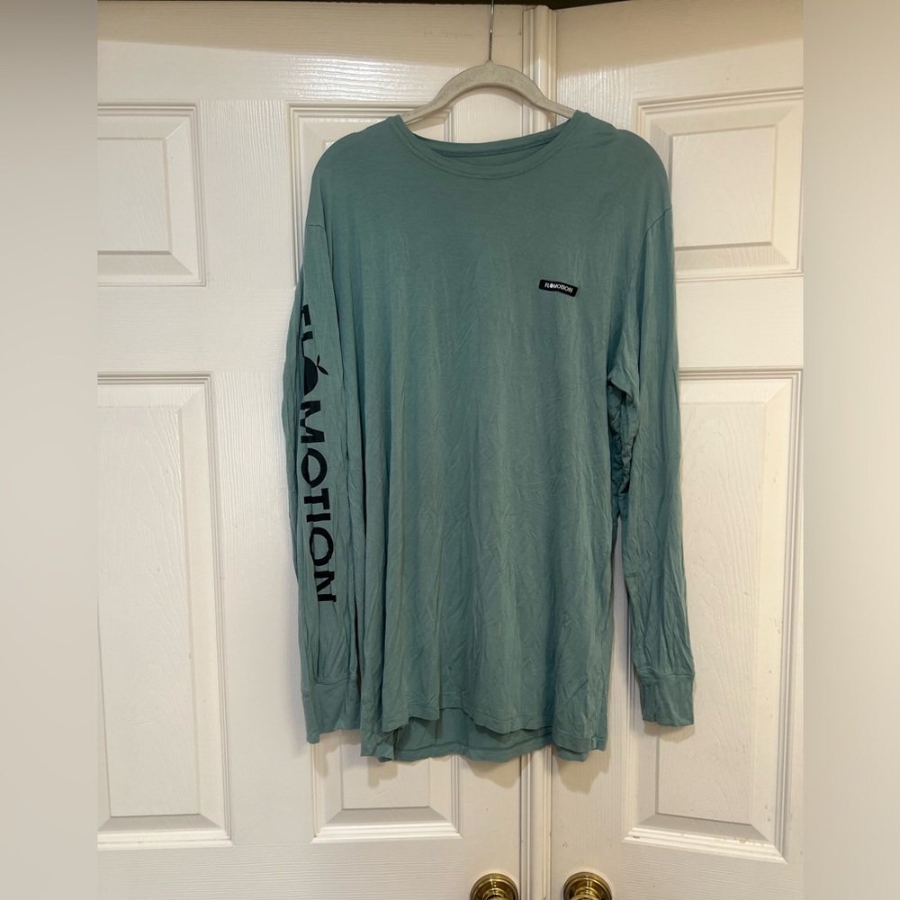 Flomotion Mens Size Medium Green Spell Out Long Sleeve Graphic‎ T Shirt Relaxed